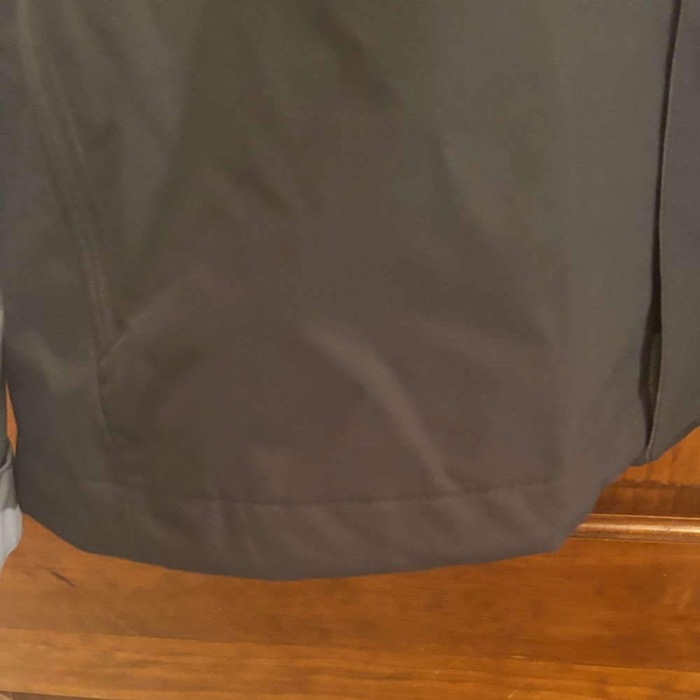 Columbia Gray and Black Ski Jacket - Picture 7 of 16